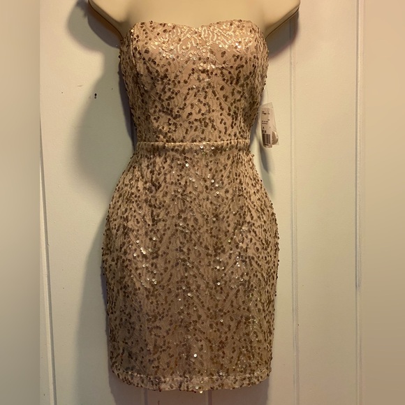 $10 dress sale! NWT Forever 21 gold sequin cocktail dress,lined stretch mesh,M - Picture 2 of 10
